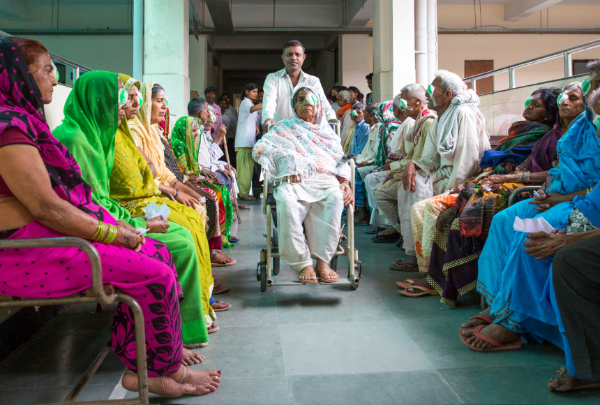 pazienti in un ospedale in nepal